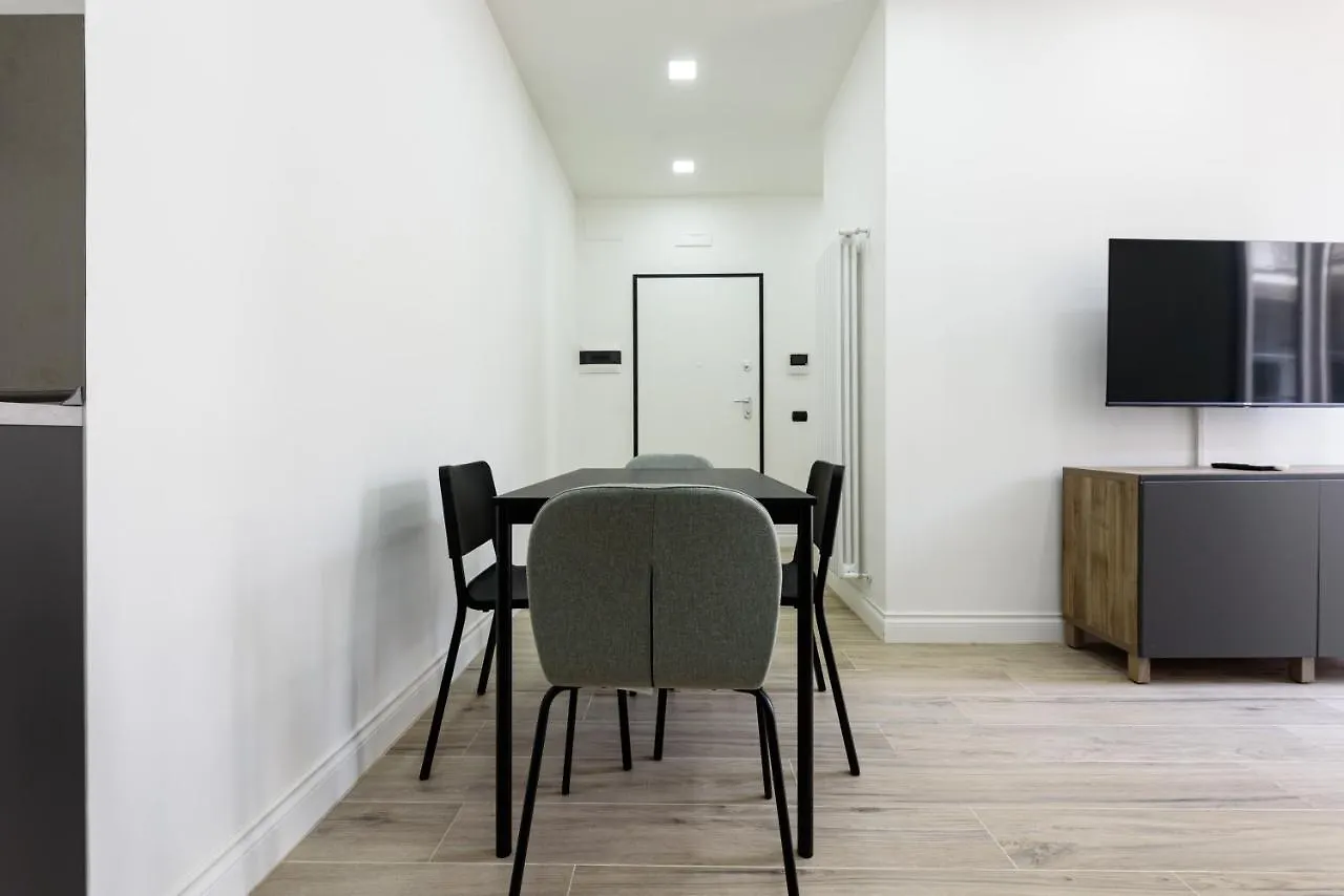 Tommaseo Seaside Apartments Naples 0*,  Italy
