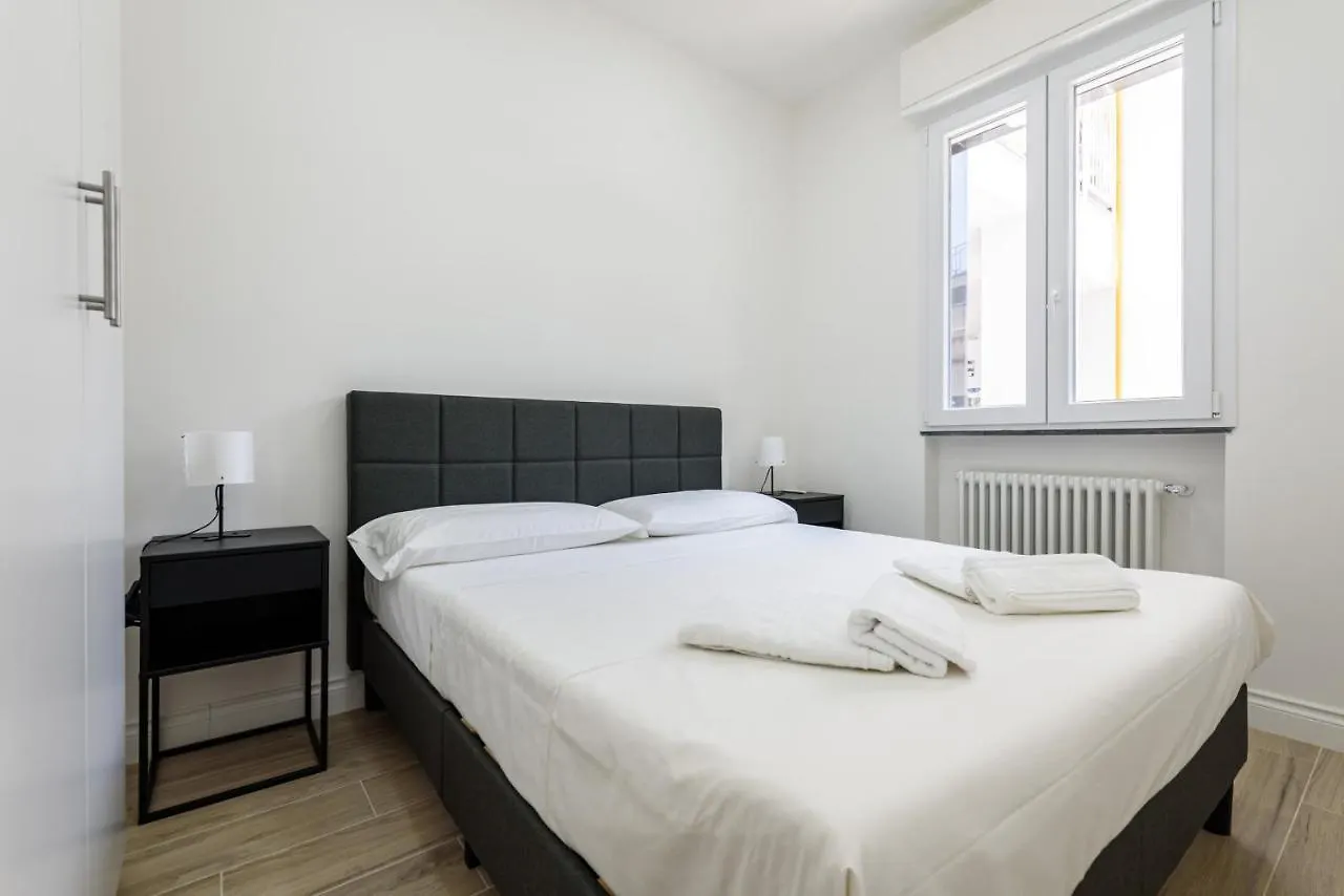 Tommaseo Seaside Apartments Naples 0*,  Italy